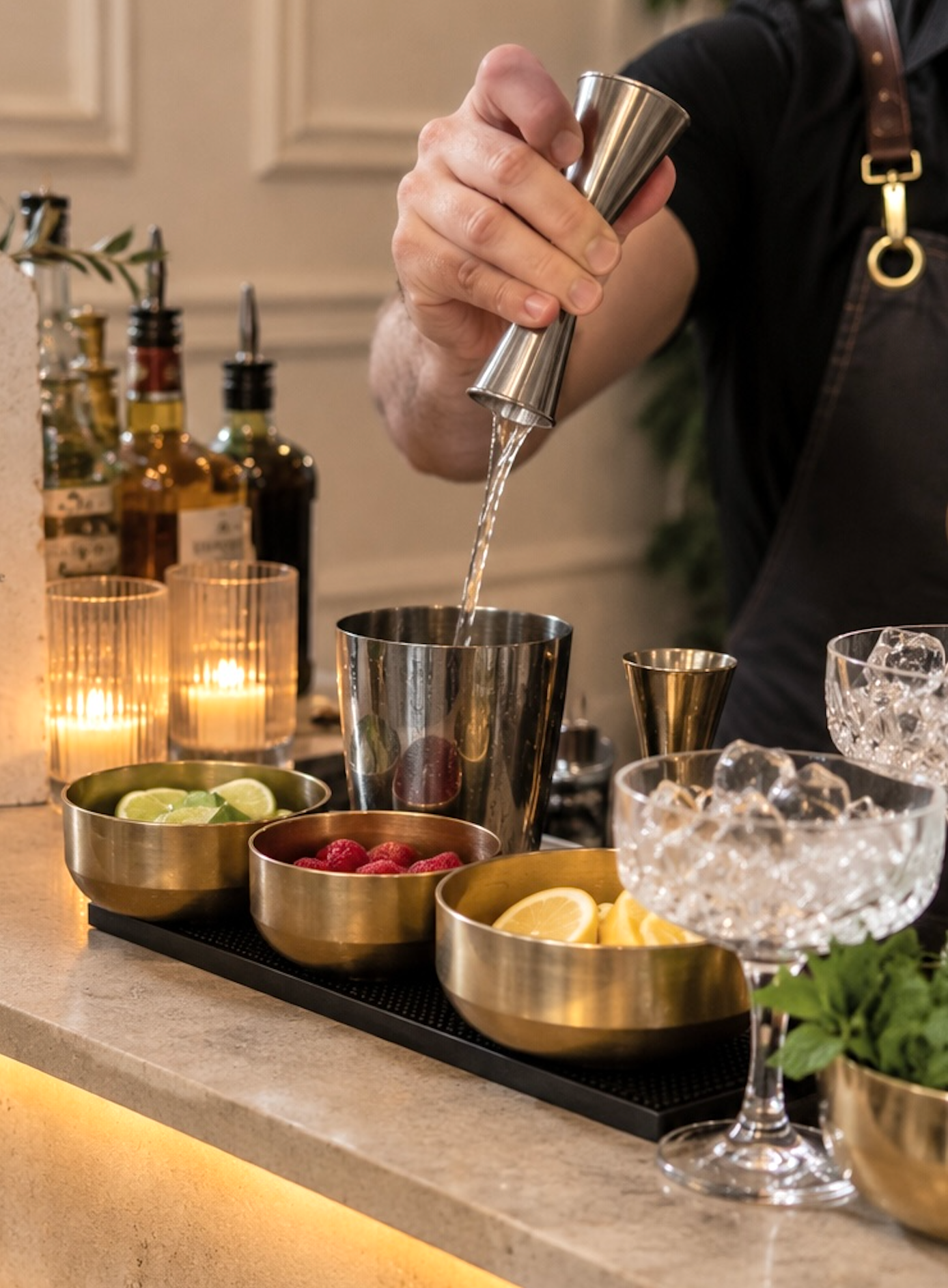 Dizzy Cow bartender preparing cocktails